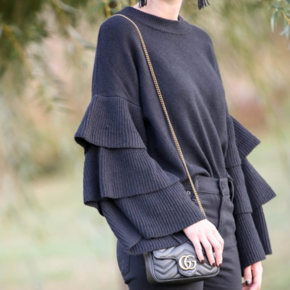 BLACK TIERED SLEEVED SWEATER - Picture 1 of 3